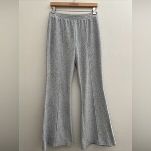 aerie Groove On Ribbed Velour Pants Pull On Flare Leg women’s size Medium Reg